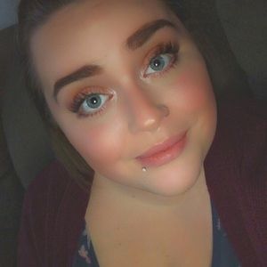 Meet your Posher, Robyn